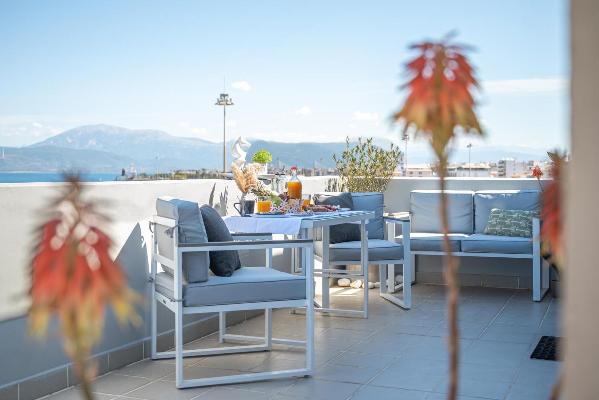 Apartament Majestic Penthouse In The Heart Of Patra Zewnętrze zdjęcie